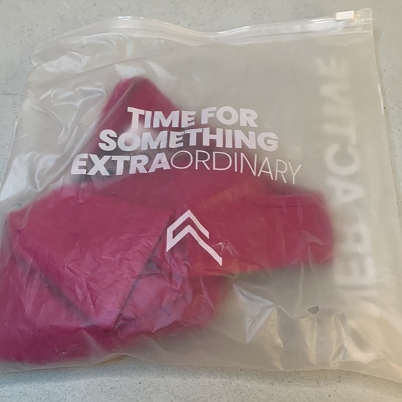 Oner Active CLASSIC SEAMLESS 2.0 CROP TOP Small - Picture 5 of 12